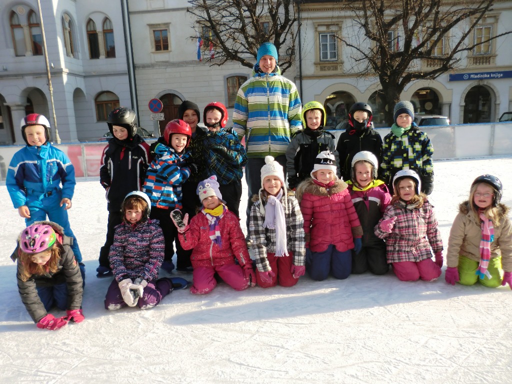 Zimski športni dan 2. razreda