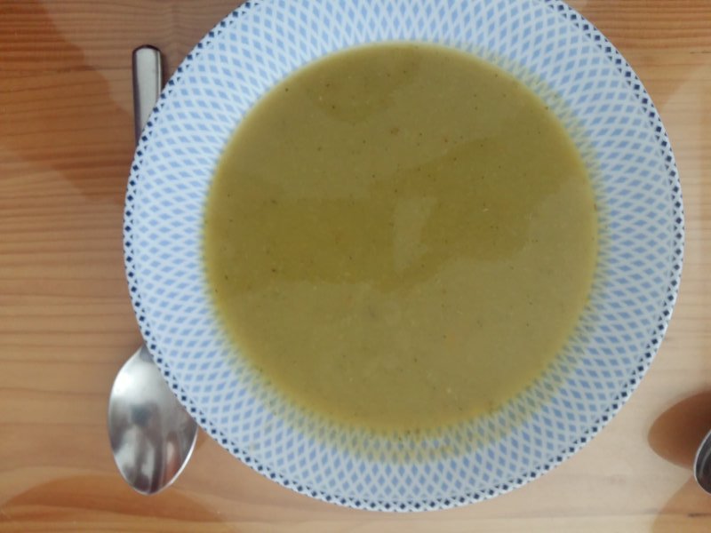 brokolijeva-juha-c